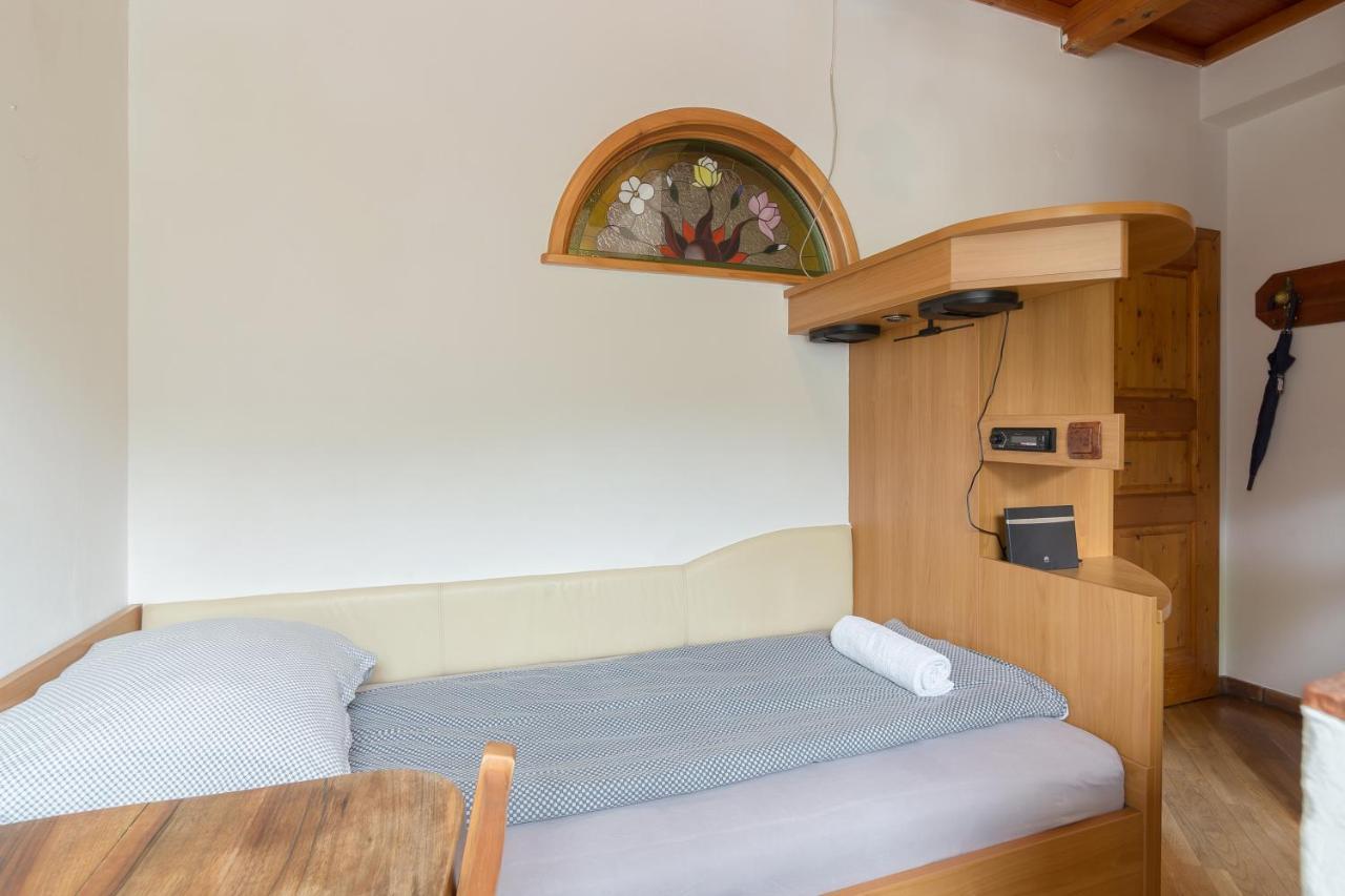 Cozy, Bright And Affordable Single Studio - Free Parking Любляна Экстерьер фото